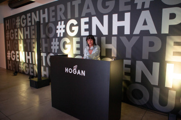 Fotoservizio/SS 2023/WOMEN/PRESENTAZIONE/HOGAN/DP2/10