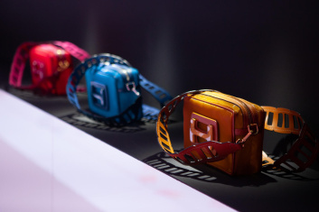 Fotoservizio/SS 2023/WOMEN/PRESENTAZIONE/HOGAN/DP2/20
