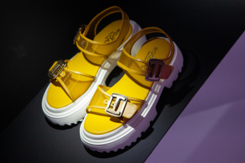 Fotoservizio/SS 2023/WOMEN/PRESENTAZIONE/HOGAN/DP2/34