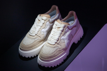 Fotoservizio/SS 2023/WOMEN/PRESENTAZIONE/HOGAN/DP2/36