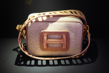 Fotoservizio/SS 2023/WOMEN/PRESENTAZIONE/HOGAN/DP2/30