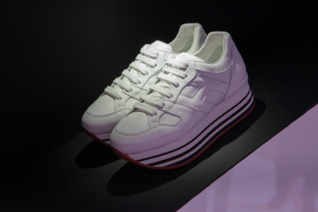 Fotoservizio/SS 2023/WOMEN/PRESENTAZIONE/HOGAN/DP2/42