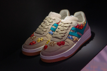 Fotoservizio/SS 2023/WOMEN/PRESENTAZIONE/HOGAN/DP2/47