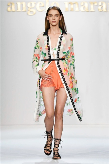 Fotoservizio/SS 2016/WOMEN/ANGELO MARANI/DP1/16