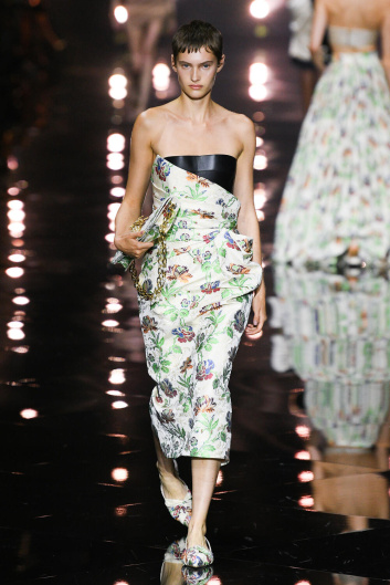 Fotoservizio/SS 2023/WOMEN/SFILATA/ROBERTO CAVALLI/DP2/10