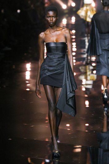 Fotoservizio/SS 2023/WOMEN/SFILATA/ROBERTO CAVALLI/DP2/2