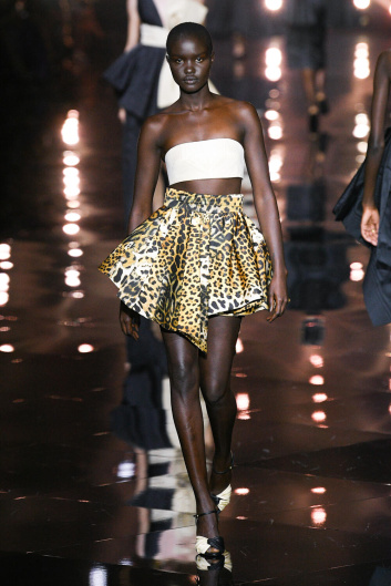 Fotoservizio/SS 2023/WOMEN/SFILATA/ROBERTO CAVALLI/DP2/3