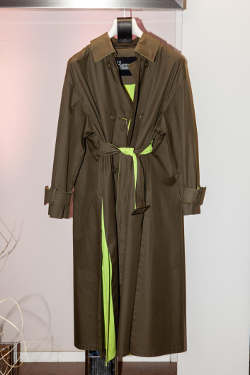 Fotoservizio/SS 2023/WOMEN/PRESENTAZIONE/HERNO/DP2/30