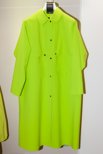 Fotoservizio/SS 2023/WOMEN/PRESENTAZIONE/HERNO/DP2/38