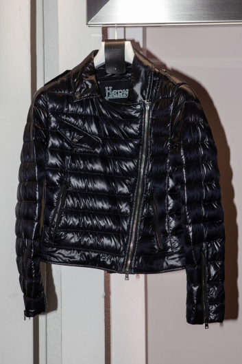 Fotoservizio/SS 2023/WOMEN/PRESENTAZIONE/HERNO/DP2/49