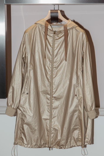 Fotoservizio/SS 2023/WOMEN/PRESENTAZIONE/HERNO/DP2/58