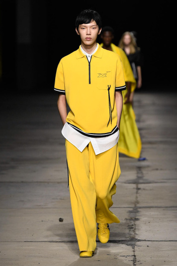 Fotoservizio/SS 2023/WOMEN/SFILATA/ONITSUKA TIGER/DP2/30