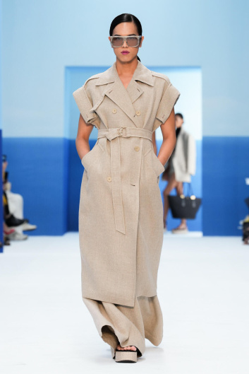 Fotoservizio/SS 2023/WOMEN/SFILATA/MAX MARA/DP2/1