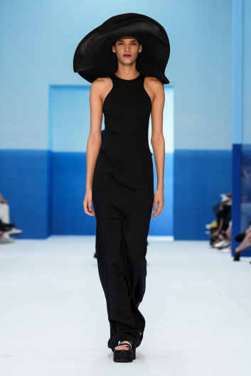 Fotoservizio/SS 2023/WOMEN/SFILATA/MAX MARA/DP2/14