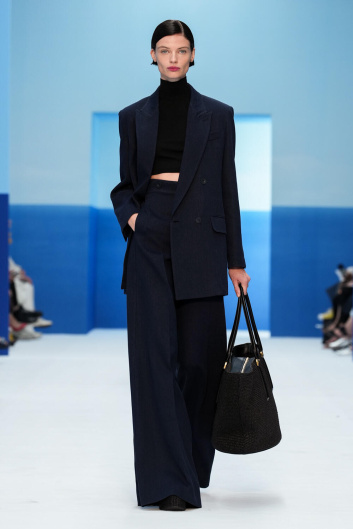 Fotoservizio/SS 2023/WOMEN/SFILATA/MAX MARA/DP2/15