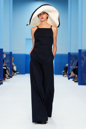 Fotoservizio/SS 2023/WOMEN/SFILATA/MAX MARA/DP2/17