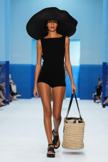 Fotoservizio/SS 2023/WOMEN/SFILATA/MAX MARA/DP2/9