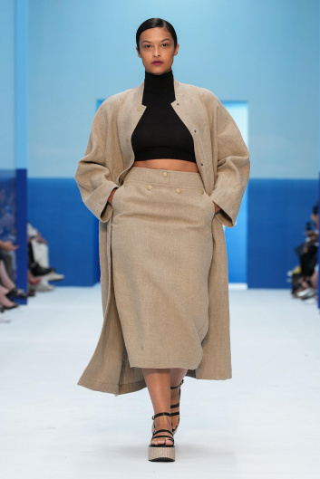 Fotoservizio/SS 2023/WOMEN/SFILATA/MAX MARA/DP2/10