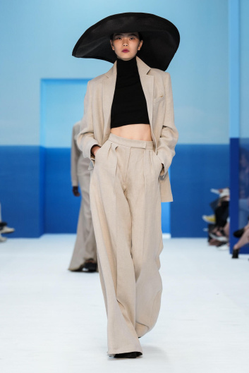 Fotoservizio/SS 2023/WOMEN/SFILATA/MAX MARA/DP2/12