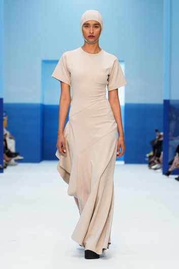 Fotoservizio/SS 2023/WOMEN/SFILATA/MAX MARA/DP2/22