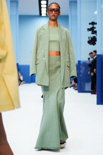 Fotoservizio/SS 2023/WOMEN/SFILATA/MAX MARA/DP2/37