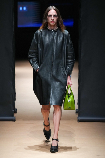 Fotoservizio/SS 2023/WOMEN/SFILATA/PRADA/DP2/0