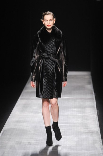 Fotoservizio/FW 2012-2013/WOMEN/SPORTMAX/34