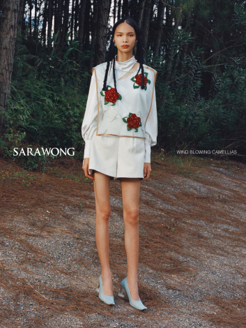 Fotoservizio/SS 2023/WOMEN/PRESENTAZIONE/SARAWONG/DP2/15