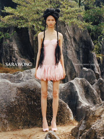 Fotoservizio/SS 2023/WOMEN/PRESENTAZIONE/SARAWONG/DP2/32