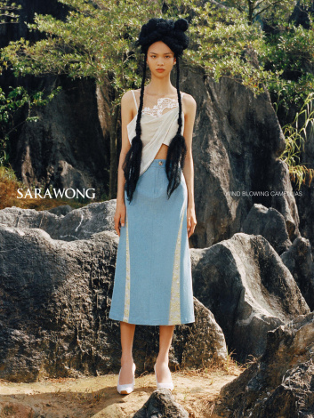 Fotoservizio/SS 2023/WOMEN/PRESENTAZIONE/SARAWONG/DP2/26