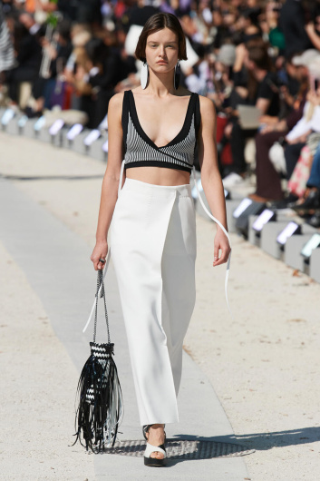 Fotoservizio/SS 2023/WOMEN/SFILATA/ANTEPRIMA/DP2/0