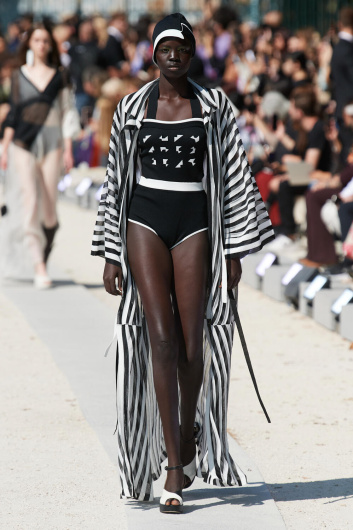 Fotoservizio/SS 2023/WOMEN/SFILATA/ANTEPRIMA/DP2/1