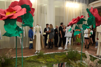 Fotoservizio/SS 2023/WOMEN/PRESENTAZIONE/SARAWONG/DP2/35