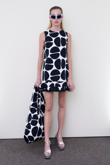 Fotoservizio/SS 2023/WOMEN/PRESENTAZIONE/SIMONETTA RAVIZZA/DP2/7