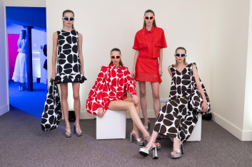 Fotoservizio/SS 2023/WOMEN/PRESENTAZIONE/SIMONETTA RAVIZZA/DP2/1