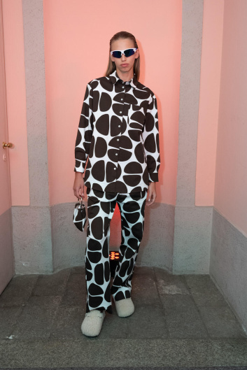 Fotoservizio/SS 2023/WOMEN/PRESENTAZIONE/SIMONETTA RAVIZZA/DP2/12