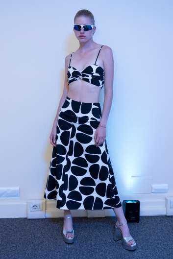 Fotoservizio/SS 2023/WOMEN/PRESENTAZIONE/SIMONETTA RAVIZZA/DP2/11