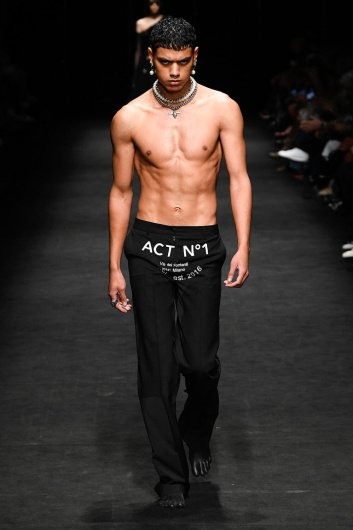 Fotoservizio/SS 2023/WOMEN/SFILATA/ACT N°1/DP2/4
