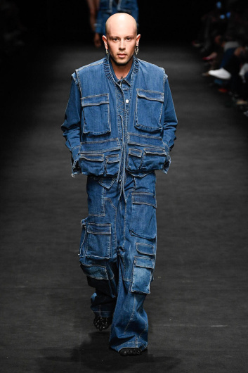 Fotoservizio/SS 2023/WOMEN/SFILATA/ACT N°1/DP2/7
