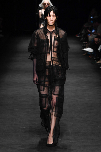 Fotoservizio/SS 2023/WOMEN/SFILATA/ACT N°1/DP2/0