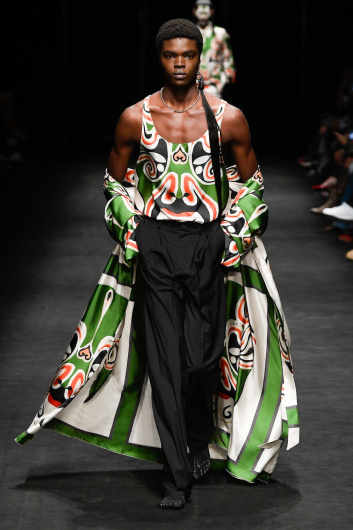 Fotoservizio/SS 2023/WOMEN/SFILATA/ACT N°1/DP2/3