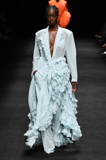 Fotoservizio/SS 2023/WOMEN/SFILATA/ACT N°1/DP2/2