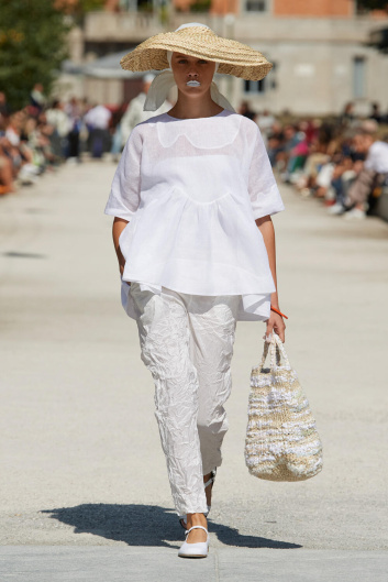 Fotoservizio/SS 2023/WOMEN/SFILATA/DANIELA GREGIS/DP2/17