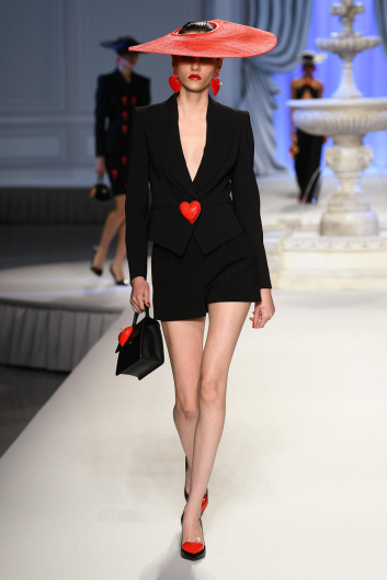 Fotoservizio/SS 2023/WOMEN/SFILATA/MOSCHINO/DP2/7
