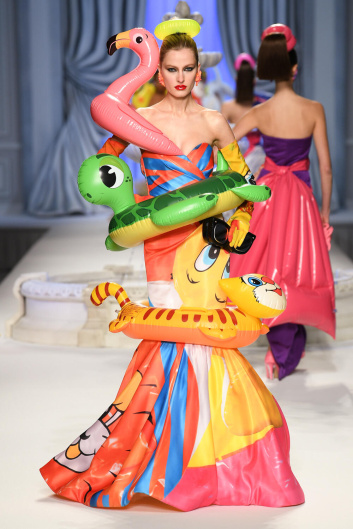 Fotoservizio/SS 2023/WOMEN/SFILATA/MOSCHINO/DP2/46