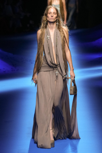 Fotoservizio/SS 2023/WOMEN/SFILATA/BLUMARINE/DP2/4