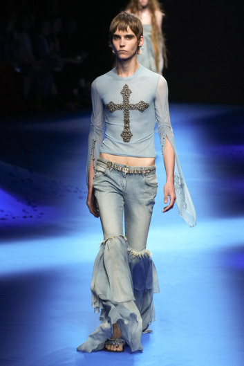 Fotoservizio/SS 2023/WOMEN/SFILATA/BLUMARINE/DP2/4