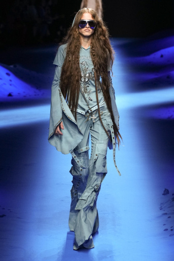 Fotoservizio/SS 2023/WOMEN/SFILATA/BLUMARINE/DP2/10