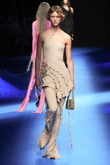 Fotoservizio/SS 2023/WOMEN/SFILATA/BLUMARINE/DP2/4