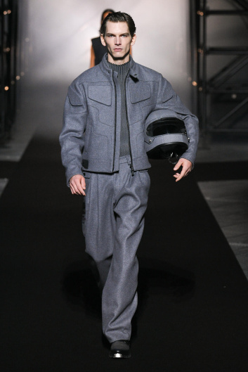 Fotoservizio/SS 2023/WOMEN/SFILATA/BOSS/DP2/1
